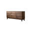Commode d'appoint en noyer noir dans le salon