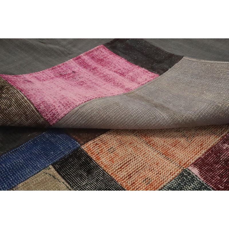 Distressed Patchwork Room Size Area Rug 8x10