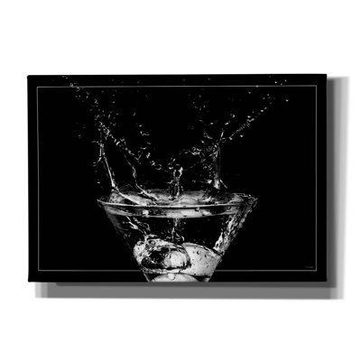 "Martini Splash 14" par Gordon Semmens