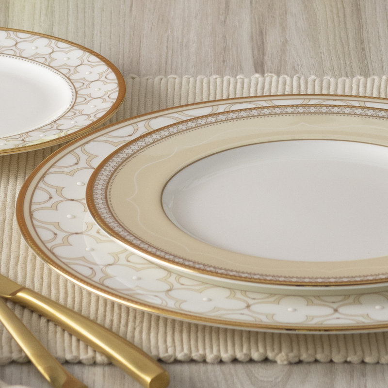 Noritake Trefolio Gold 12-Piece Dinnerware Set, Service For 4