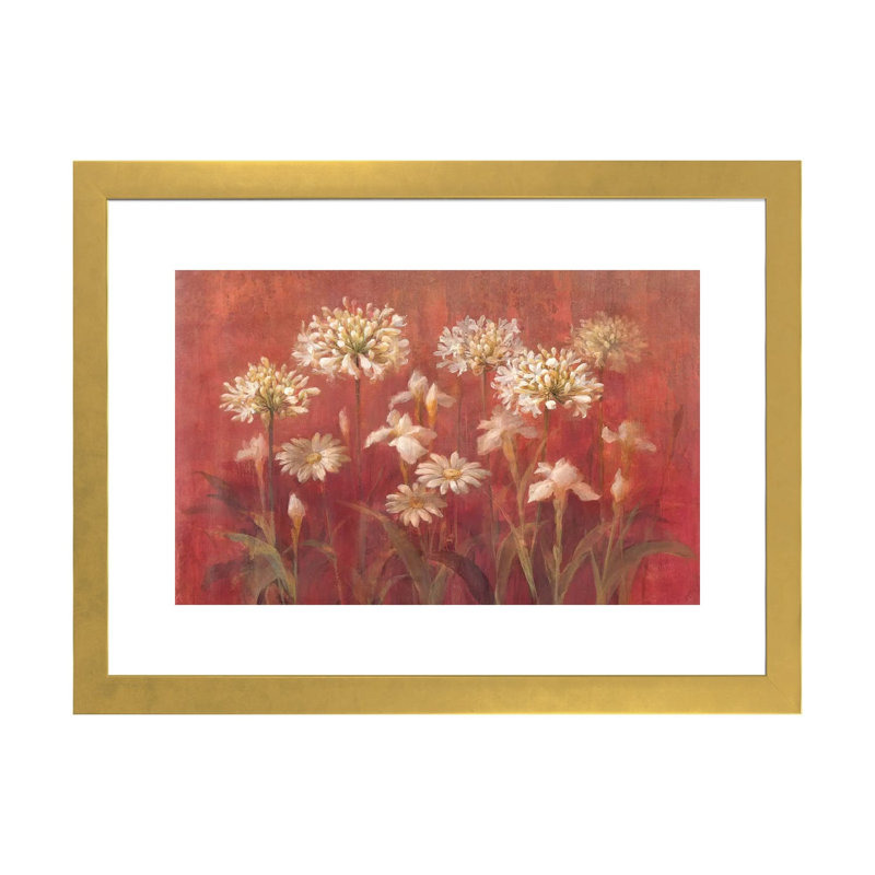 Coastal Hydrangea par Danhui Nai - reproduction d'art, H 16 po x l 24 po x P 1 po, Papier encadré doré, Blanc
