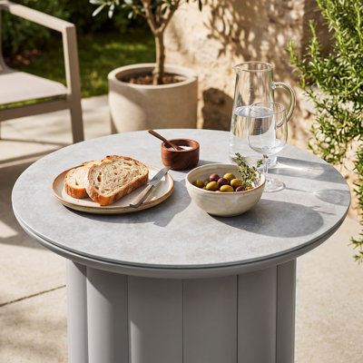 Outdoor Side Table , 19.69 " W 19.69 " D