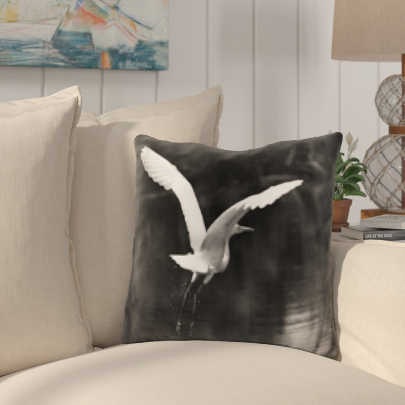 Coussin décoratif oiseau sur le fleuve Cirillo