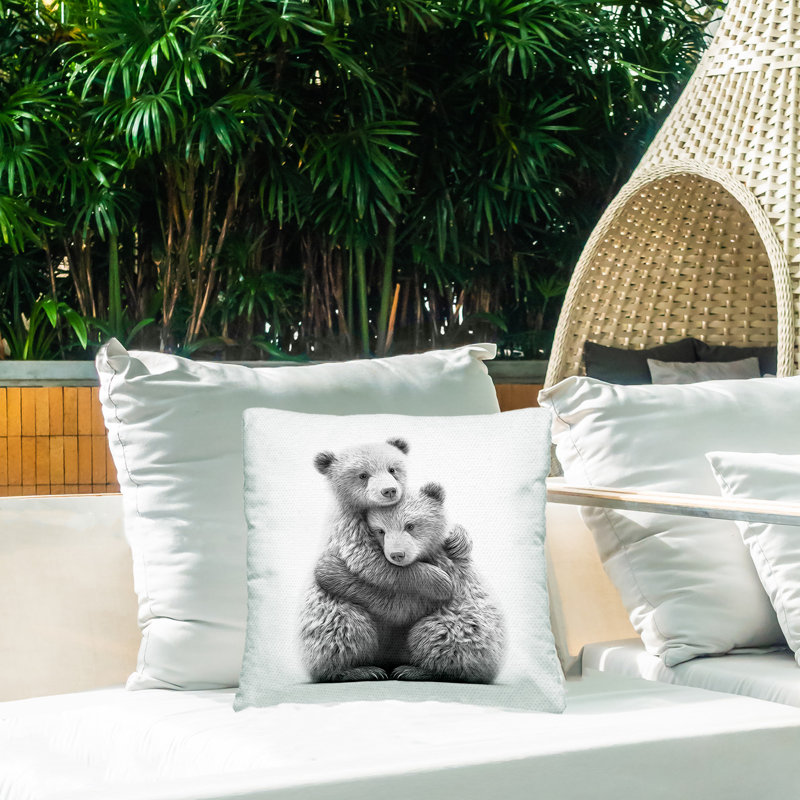 Coussin décoratif imprimé deux ours en peluche par Annalisa Latella