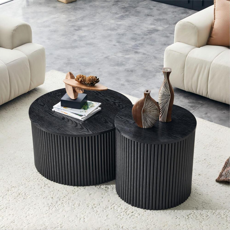 Ensemble de 2 tables basses gigognes avec colonne romaine et rangement, tables rondes en grain de bois noir pour le salon