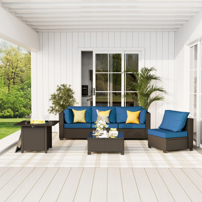 𝗡𝗼-𝗔𝘀𝘀𝗲𝗺𝗯𝗹𝘆 𝗖𝗵𝗮𝗶𝗿𝘀, Ensemble de conversation modulaire d'extérieur en osier pour 4 personnes avec conversation et foyer extérieur