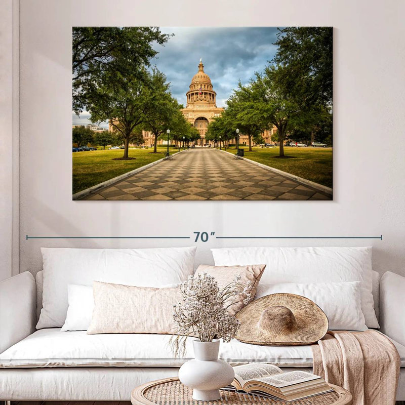 Ravi, Texas State Capitol, H 34 po x l 51 po