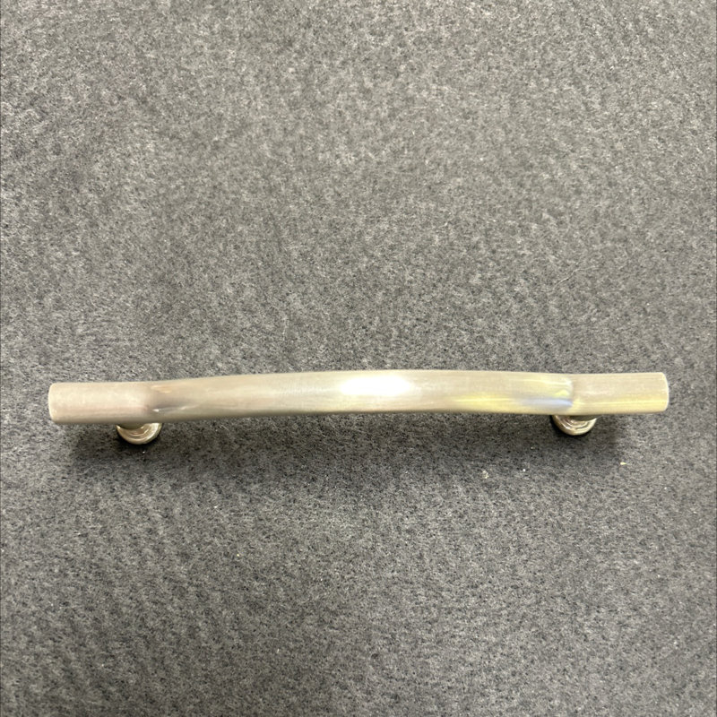 Poignée 3-3 / 4 po Williams-Sonoma, Argent satiné brossé, 1