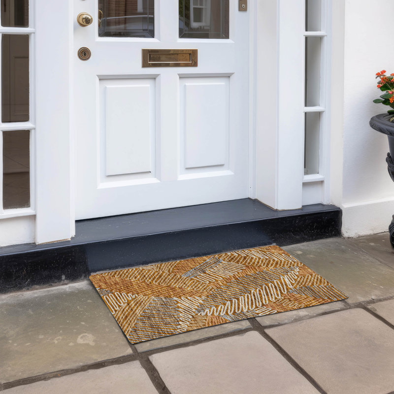 Lamanna Washable Floral Indoor / Outdoor Rug, Rectangle 1'8" x 2'6"