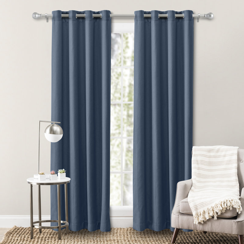 Panneau de rideau obscurcissant avec œillets Cedarpoint, Bleu foncé, L 54 po x L 63 po