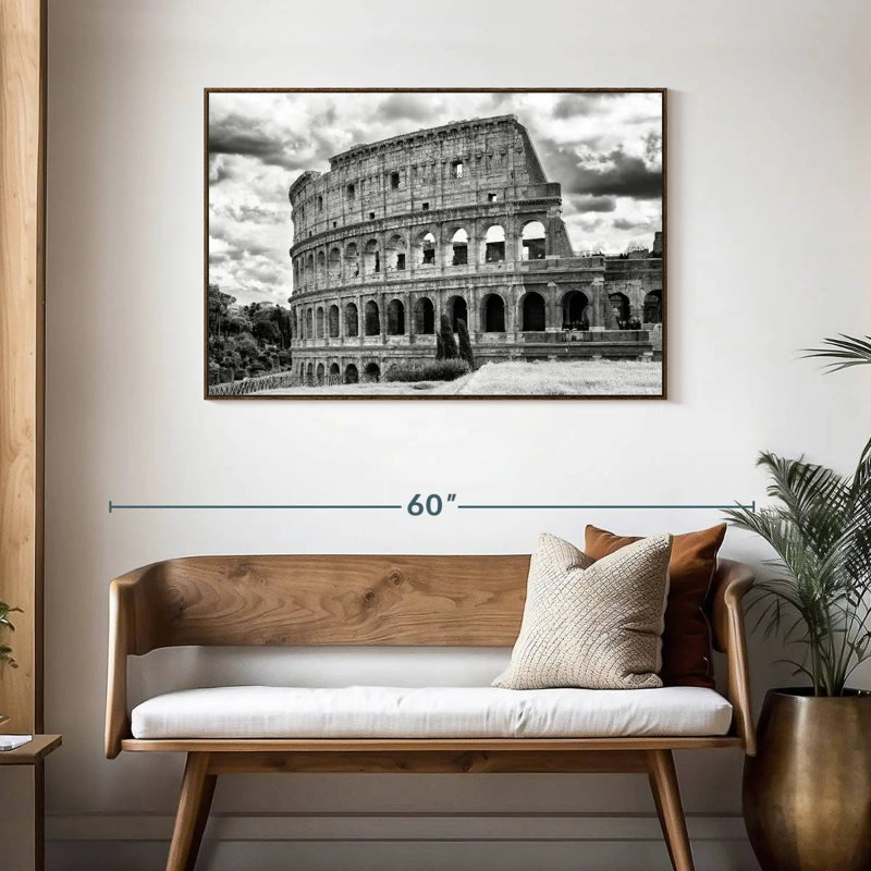 Colisée en noir et blanc, Cadre flottant noyer, 43 po x 29 po