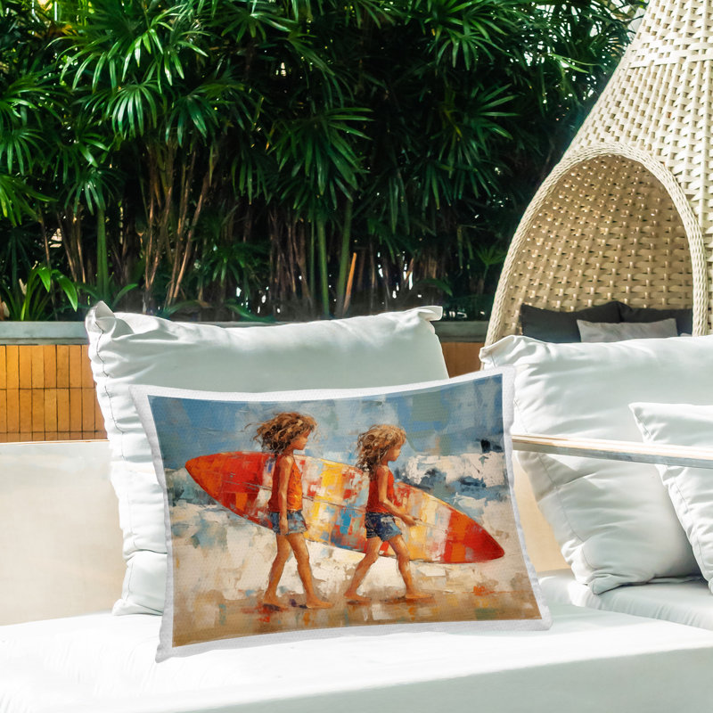 Coussin décoratif pour enfants avec planche de surf pour enfants, par Petal Prints Design
