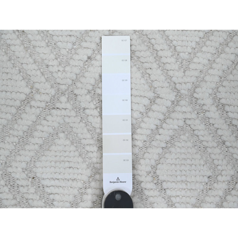 Tapis marocain en laine noué à la main ivoire 9 pi 1 po x 12 pi 1 po E2BD41F5F9A243DAB45B92BDD9B46-05