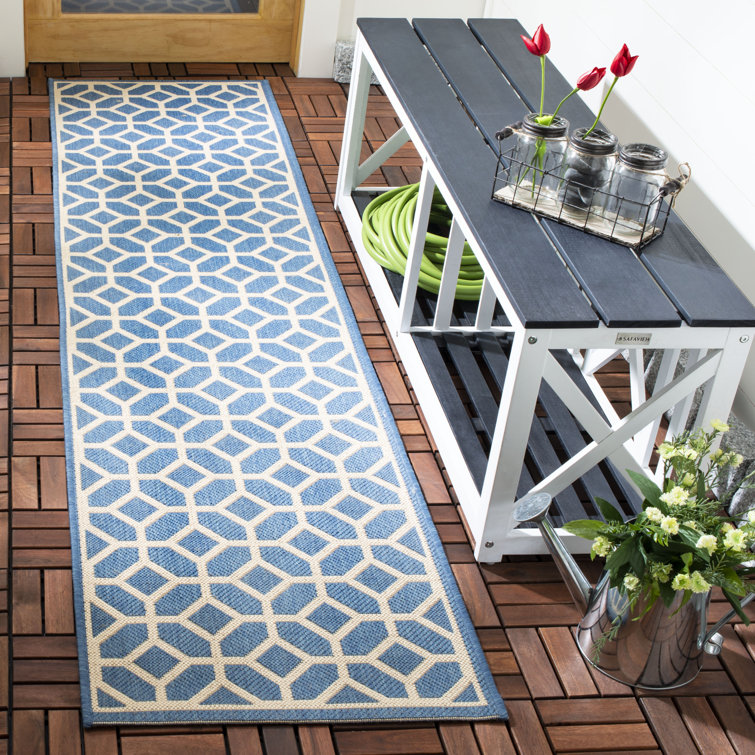 Kittitas Geometric Indoor / Outdoor Area Rug