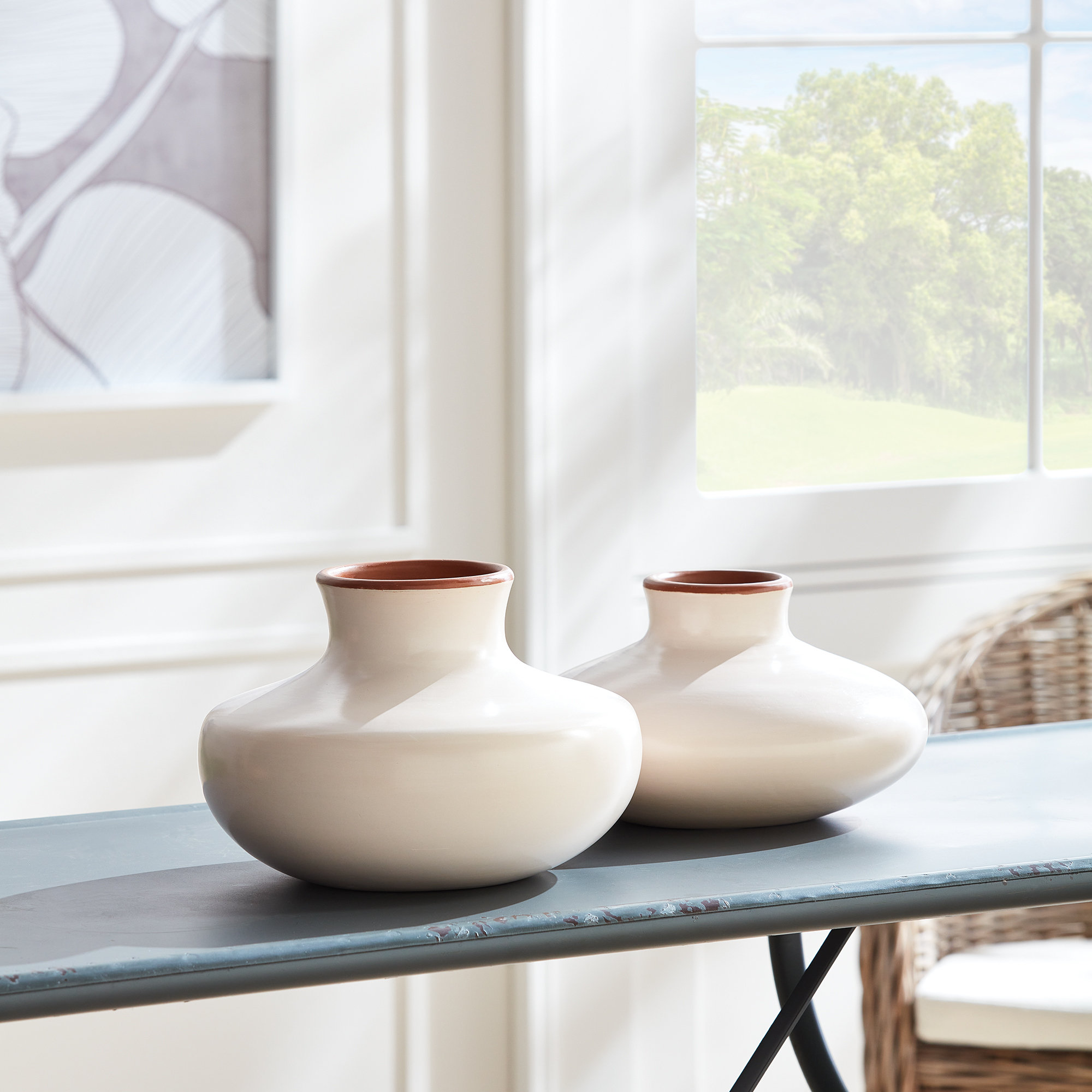 Chamel 6'' Handmade Ceramic Table Vase, White, 6"