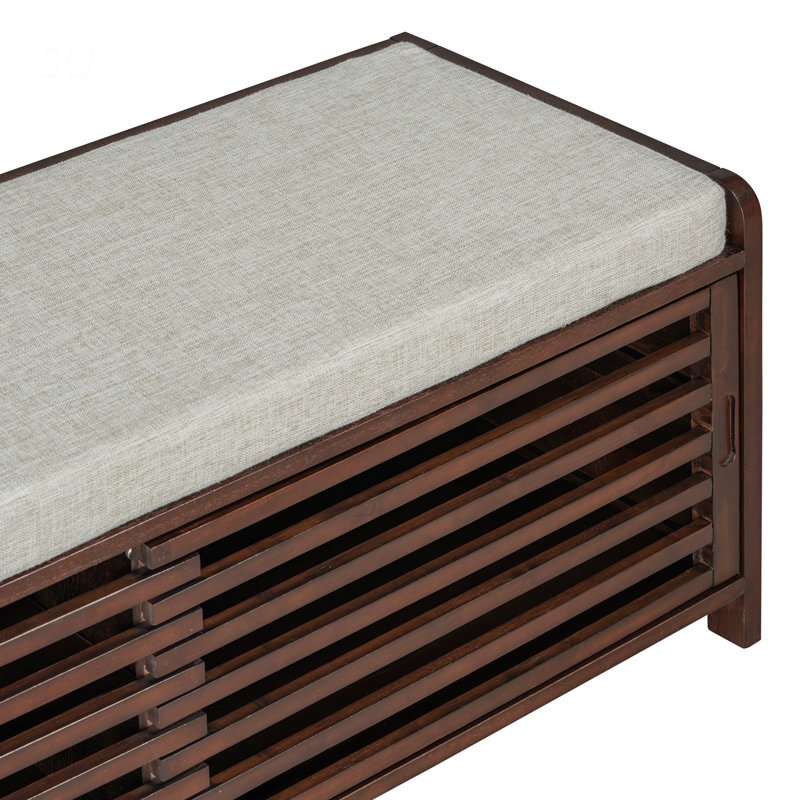 Banc à chaussures avec rangement et coussin, conception à volets vieillis pour le salon, combinant charme classique et fonctionnalité moderne
