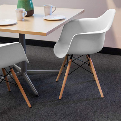 Chaise d'appoint Carbone Clegg
