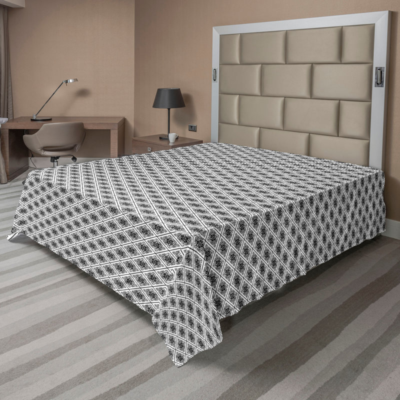 Drap plat moderne de style bohème Ambesonne, Gris anthracite / motif géométrique blanc
