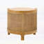Table basse ronde rotative avec rotin et rangement caché, parfaite pour les espaces de vie élégants et fonctionnels.