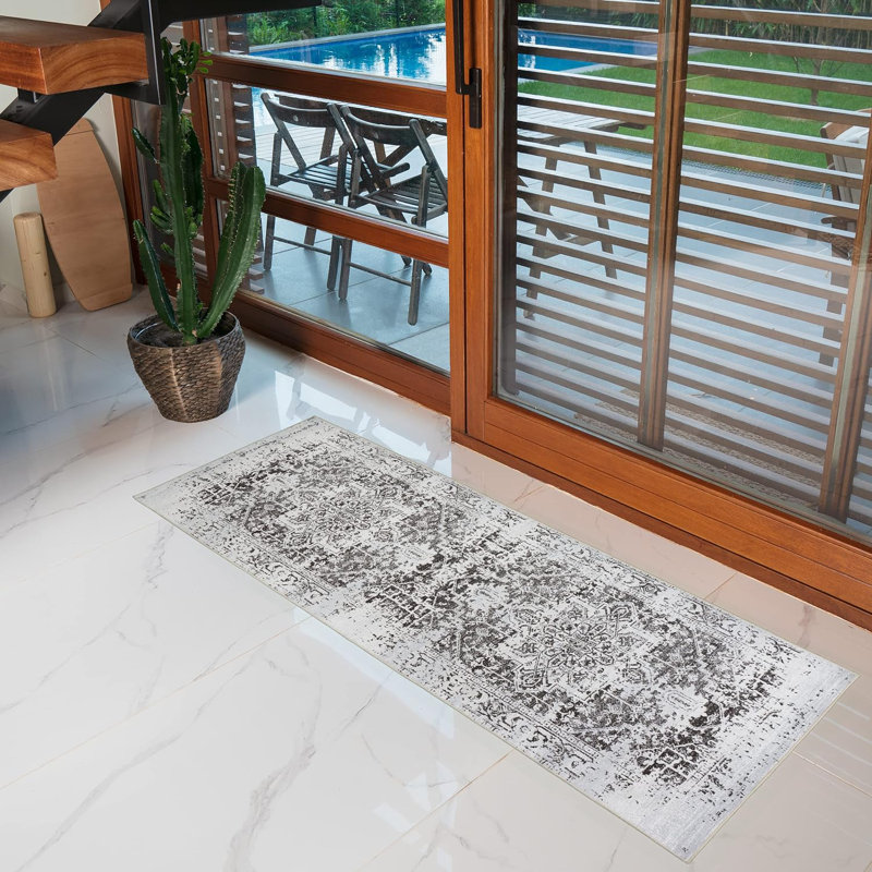 Jasmari Washable Abstract Indoor Rug, Runner 2'2" x 6'