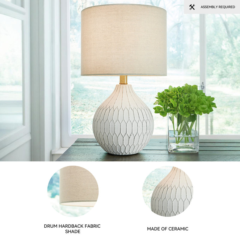Lampe de table blanche 17,5 po Alleman