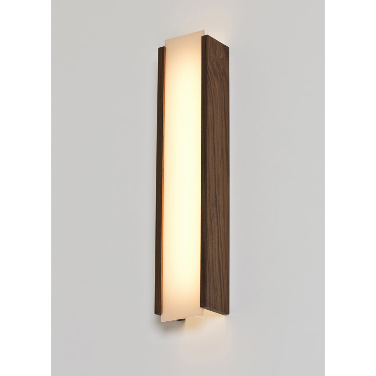 Capio Solid Wood LED Flush Mounted Sconce