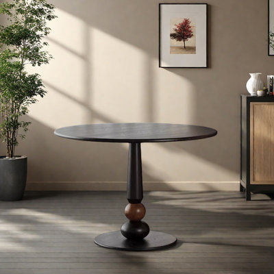 Retro Simple Durable Solid Wood Round Table