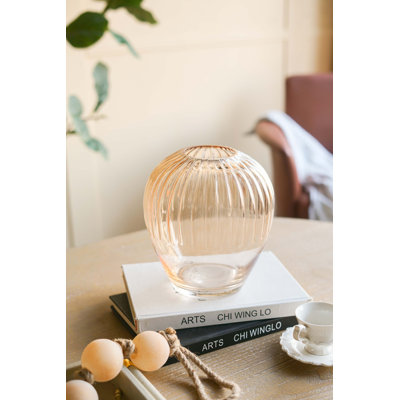 Vase en verre D7,9x8,7 "H
