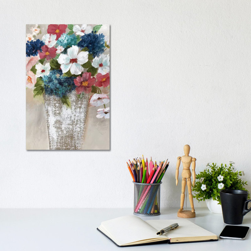 Linen Bouquet I by Nan - Wrapped Canvas Gallery-Wrapped Canvas Giclée, 20.32 cm H x 30.48 cm W