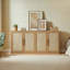 Buffet 67 portes en rotin à 4 portes 67 po, buffet Boho avec rangement spacieux pour le salon et le couloir, finition chêne caramel