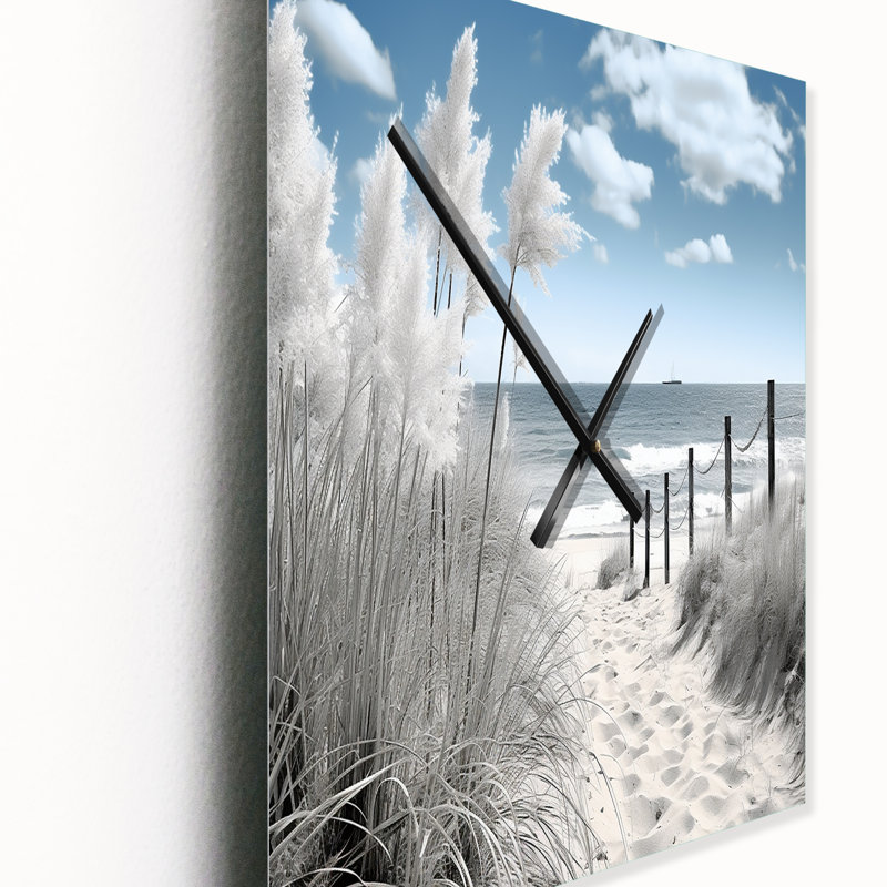 Beach Seascape Dreams Path II - Horloge murale moderne nautique et de plage, H 40 po x l 30 po x P 1 po
