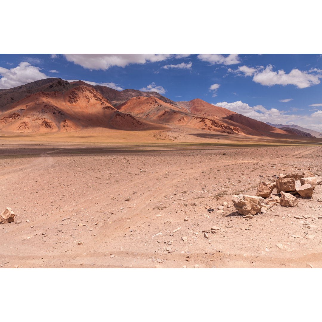 Schönes Plateau Mora Indien von Pavliha - Druck auf Leinwand ohne Rahmen