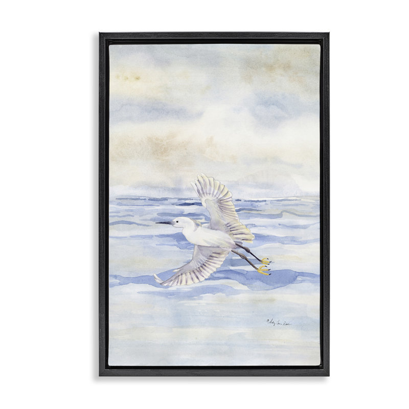 «Flying Heron Over Water» par Audrey Jeanne Roberts, H 25 po x l 17 po, Cadre flottant noir de jais
