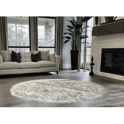 Tapis brun / blanc tissé à la machine Mar Vista