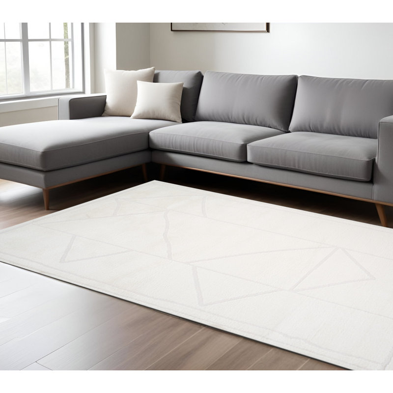 Tapis géométrique ivoire et blanc cassé 9 pi x 12 pi