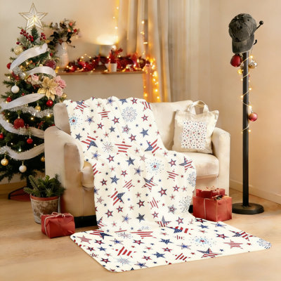 Ensemble de cadeaux 4 pièces 2025 Christmas Patriotic Star & Firework: couverture en flanelle 30 po x 40 po + fourre-tout en toile 15,75 po x 13,78 po + bonnet en denim délavé + tapis en flanelle 24 po x 16 po - ensemble de décoration festive