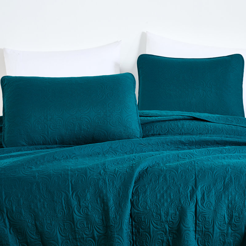 Luca 3-Piece Lightweight Microfiber Oversized Bedspread Set, King Coverlet/Bedspread + 2 King Shams, Teal