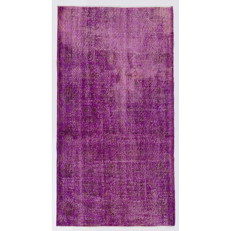 Tapis turc moderne délavé à la main 4 x 7,5 pi surteint de couleur mauve