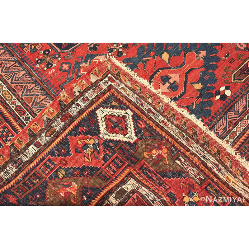 Tapis soumak antique de style tribal