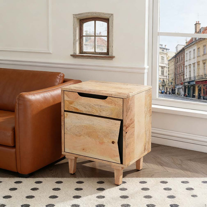Table de chevet en bois naturel
