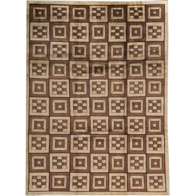 Hand-Knotted High-Quality Beige Area Rug