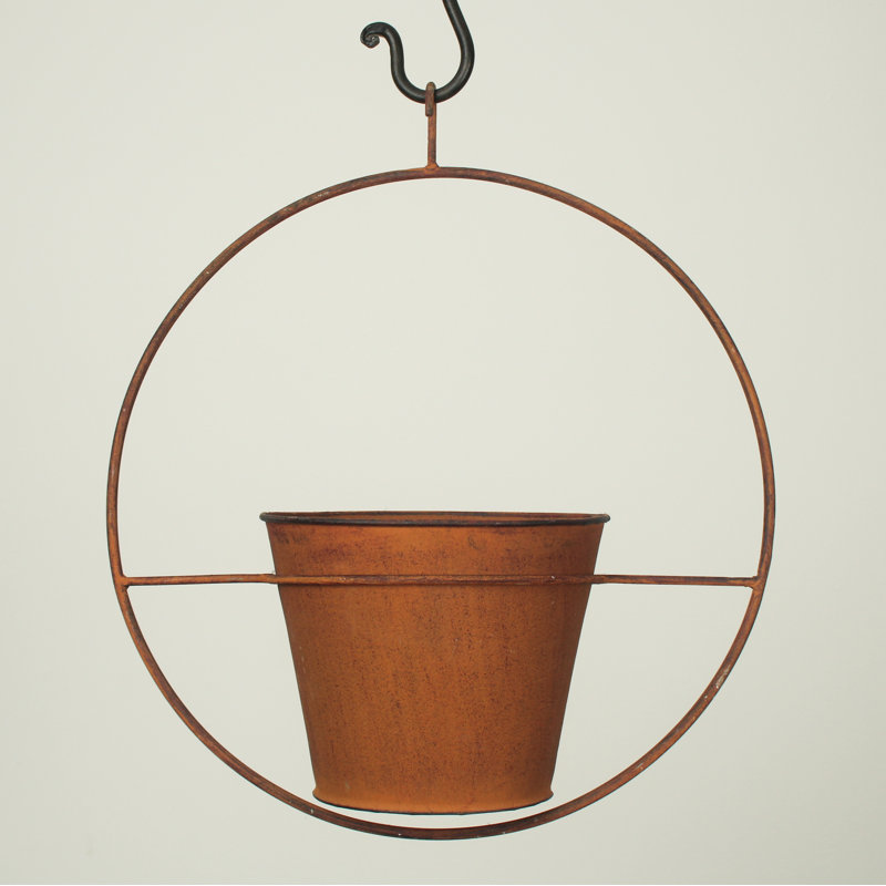 Dovray Handmade Metal Hanging Planter