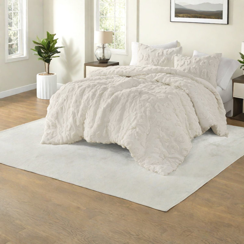 Cozy Chenille Bedding Sets, Polyester Comfort, Animal Design