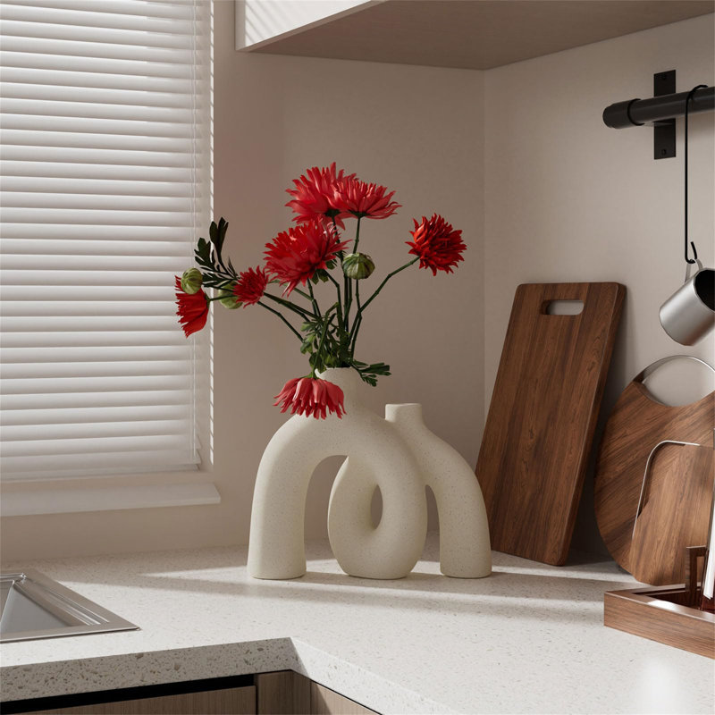 Ceramic / Porcelain Table Vase