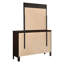 Ensemble de chambre à coucher Winthrop Cappuccino Queen 3 pièces comprenant un lit à panneaux, une commode et une commode haute.-1234596294