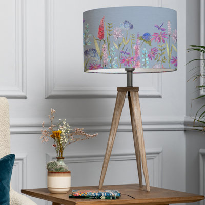 Florabunda Solid Wood Table Lamp