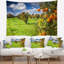 Paysage, herbe verte brillante avec tapisserie de jardin orange-28492113