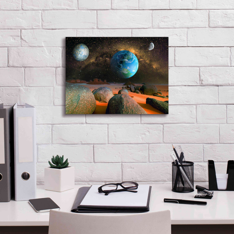 «Planets» par Ata Alishahi, estampe numérique sur toile, H 12 po x l 16 po x P 0,75 po