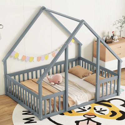 House-Shaped Floor Bed With Fence, Guardrails