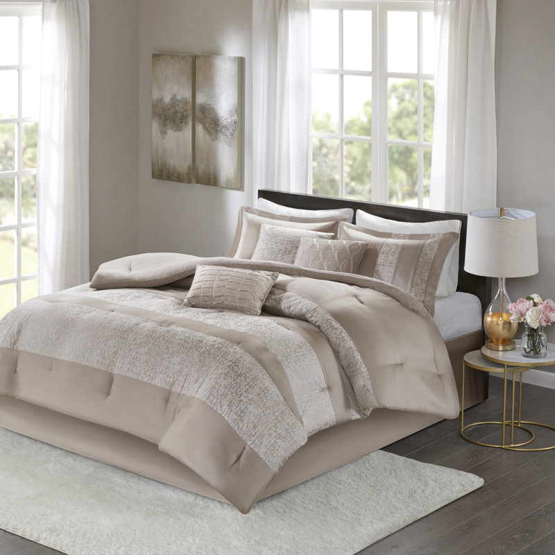 Elegant Taupe 7-piece Chenille Jacquard Comforter Set – Queen